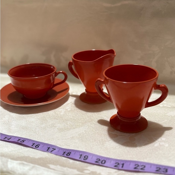 Vintage 1940’s Hazel Atlas Cup and Saucer, Sugar Dish and Creamer - Brick/Coral - Picture 2 of 16